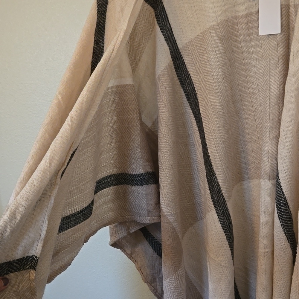 Three Dots | Tan Plaid Cashmere/Wool Blend Shawl Throw NWT - Picture 5 of 7